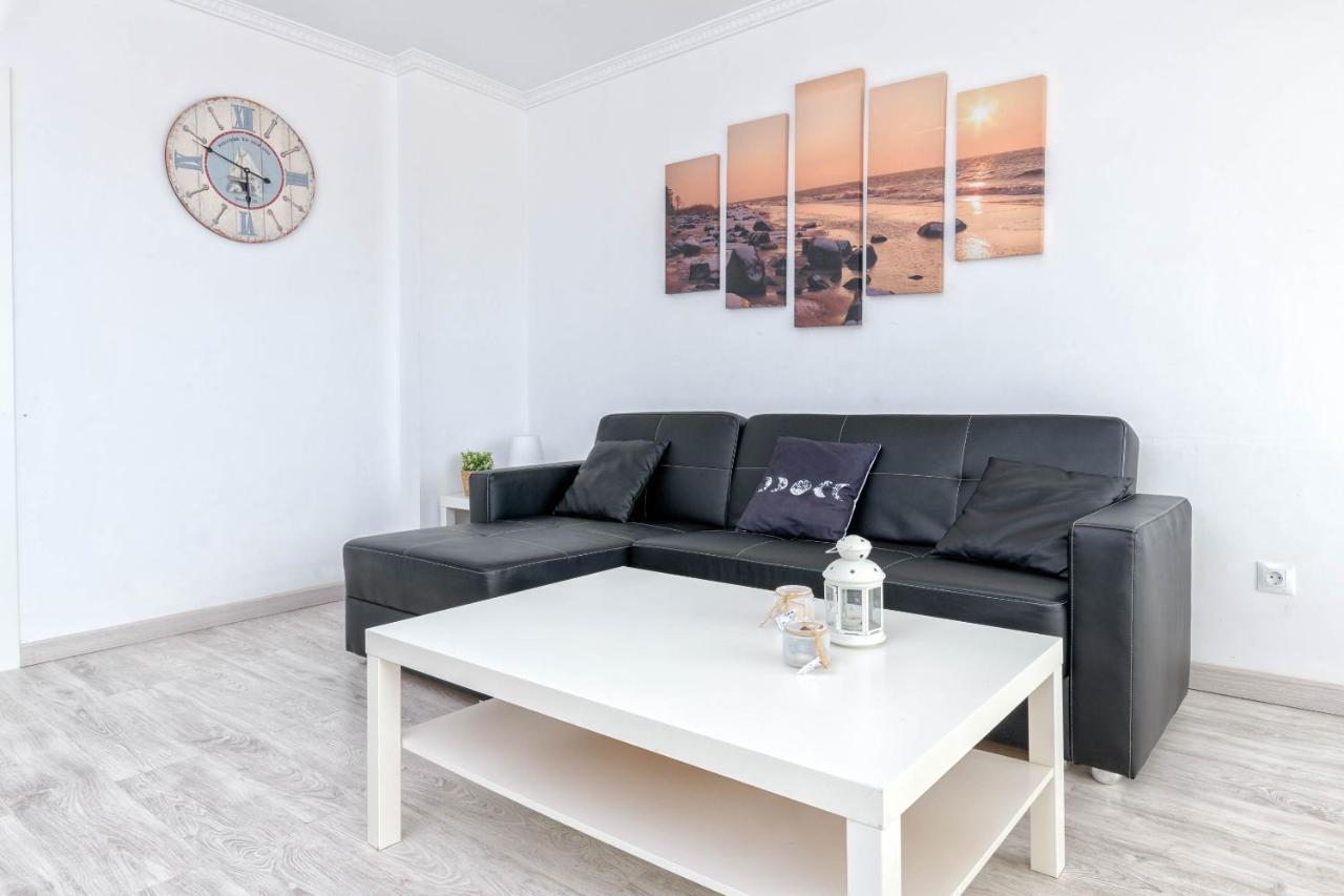 Benalmádena, frente a la playa y Puerto Marina Apartamento Exterior foto