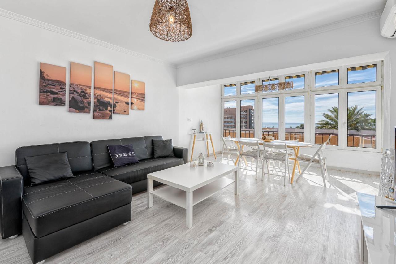 Benalmádena, frente a la playa y Puerto Marina Apartamento Exterior foto