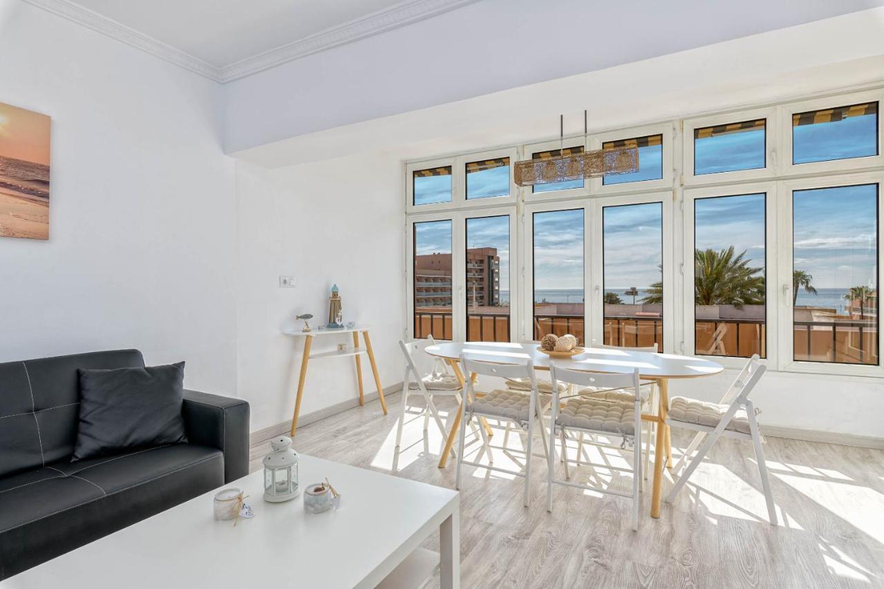Benalmádena, frente a la playa y Puerto Marina Apartamento Exterior foto
